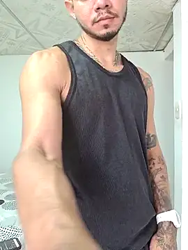 Niick01  online show from 10-03-25, 06:27