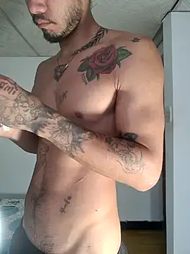 Niick01  online show from 10-13-25, 02:06