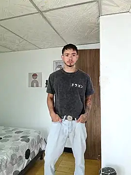 Niick01  online show from 10-28-25, 03:36