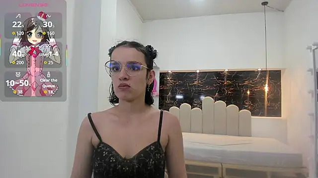 Snapshot of Annyrosee chatting on 09-13-25, 08:52 Annyrosee online show from 09-13-25, 08:52