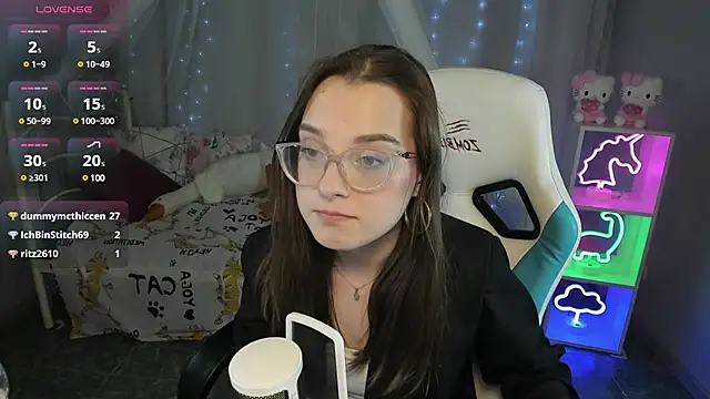 kaisajenner online show from 03-18-25, 12:27