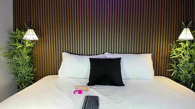 DashaQuinn online show from 03-15-25, 11:29