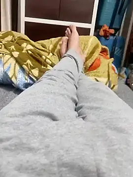 Snapshot of Hot_funky_boy chatting on 02-18-25, 01:00 Hot funky boy online show from 02-18-25, 01:00