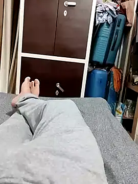 Snapshot of Hot_funky_boy chatting on 02-23-25, 07:44 Hot funky boy online show from 02-23-25, 07:44