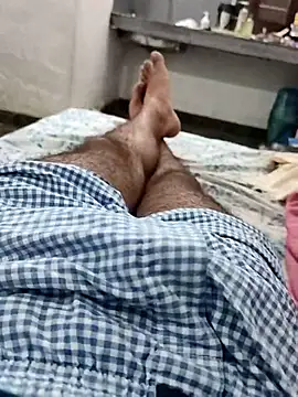 Snapshot of Hot_funky_boy chatting on 11-03-25, 05:36 Hot funky boy online show from 11-03-25, 05:36