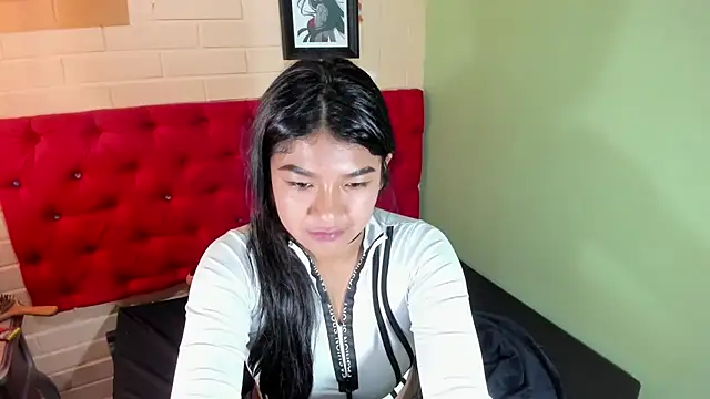 ScarletKray online show from 03-08-25, 11:16