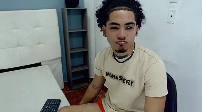 LihanJor 23 online show from 02-25-25, 03:31