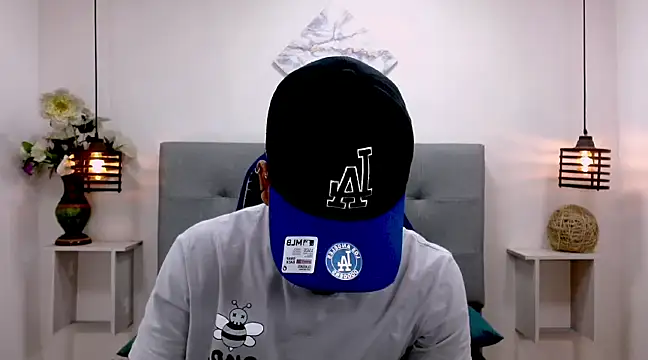 LihanJor 23 online show from 03-22-25, 03:41