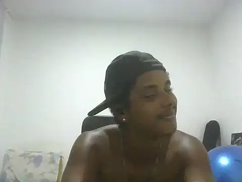 Snapshot of ONegodoce25 chatting on 04-29-26, 12:27 ONegodoce25 online show from 04-29-26, 12:27