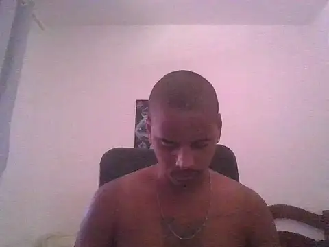Snapshot of ONegodoce25 chatting on 05-18-26, 05:41 ONegodoce25 online show from 05-18-26, 05:41