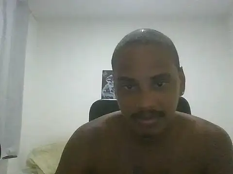 Snapshot of ONegodoce25 chatting on 05-20-26, 10:05 ONegodoce25 online show from 05-20-26, 10:05