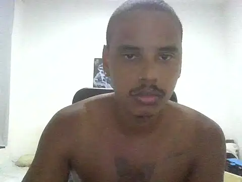 Snapshot of ONegodoce25 chatting on 05-21-26, 10:39 ONegodoce25 online show from 05-21-26, 10:39