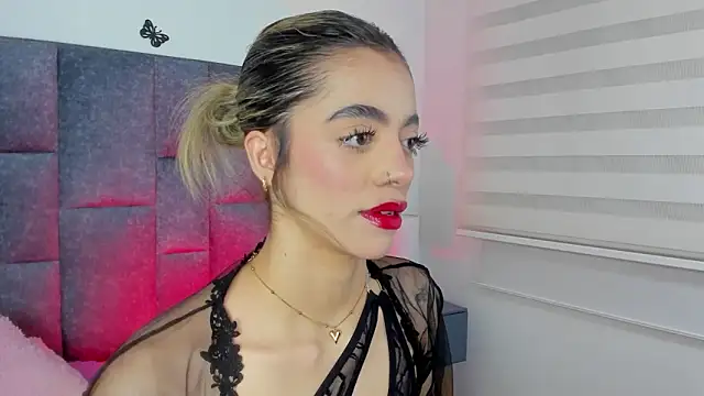 Violetta Ficher online show from 03-16-26, 05:44