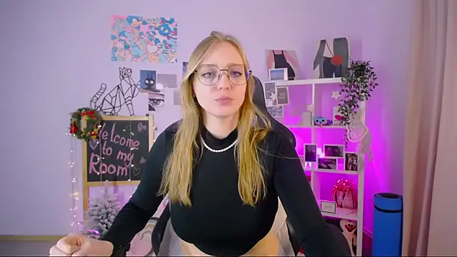 VeronicaAndersen online show from 02-07-25, 09:04