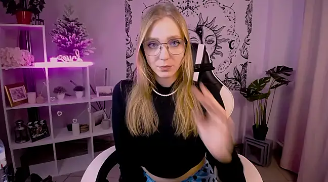 VeronicaAndersen online show from 02-15-25, 04:45