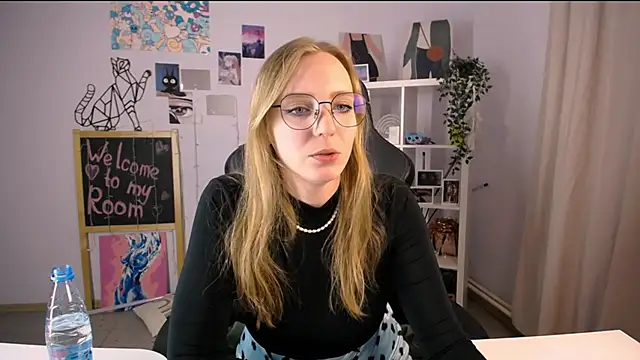 VeronicaAndersen online show from 03-06-25, 05:43
