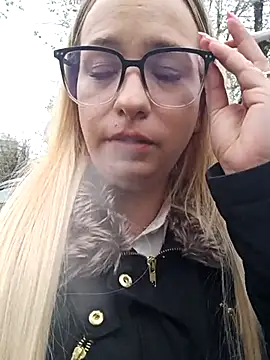 Snapshot of Mia_RainX chatting on 03-31-26, 10:59 Mia RainX online show from 03-31-26, 10:59