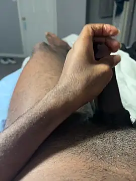 Snapshot of bigbola304 chatting on 11-03-25, 02:51 bigbola304 online show from 11-03-25, 02:51