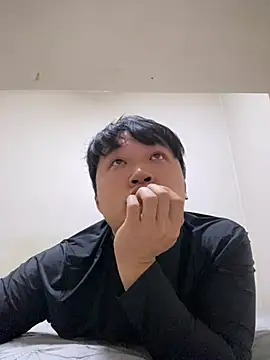 Snapshot of offwhite777 chatting on 02-04-25, 08:46 offwhite777 online show from 02-04-25, 08:46