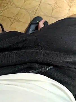 NAvoglia online show from 10-31-25, 01:23