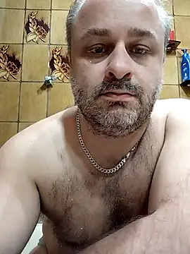 Snapshot of NAvoglia chatting on 05-09-26, 02:33 NAvoglia online show from 05-09-26, 02:33
