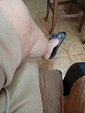 Snapshot of NAvoglia chatting on 05-22-26, 11:38 NAvoglia online show from 05-22-26, 11:38
