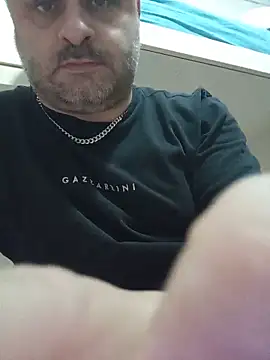 Snapshot of NAvoglia chatting on 06-14-26, 04:42 NAvoglia online show from 06-14-26, 04:42