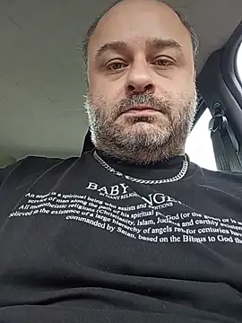 Snapshot of NAvoglia chatting on 07-02-26, 06:52 NAvoglia online show from 07-02-26, 06:52