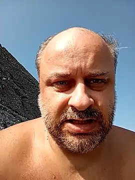 Snapshot of NAvoglia chatting on 07-28-26, 03:08 NAvoglia online show from 07-28-26, 03:08