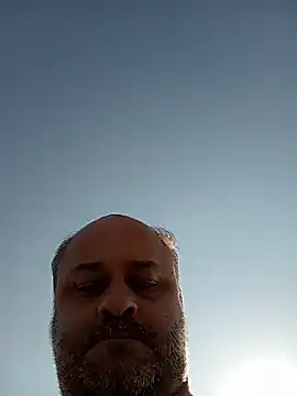 Snapshot of NAvoglia chatting on 07-28-26, 03:21 NAvoglia online show from 07-28-26, 03:21