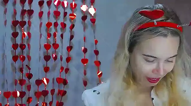 TessaStarr online show from 02-12-25, 07:13
