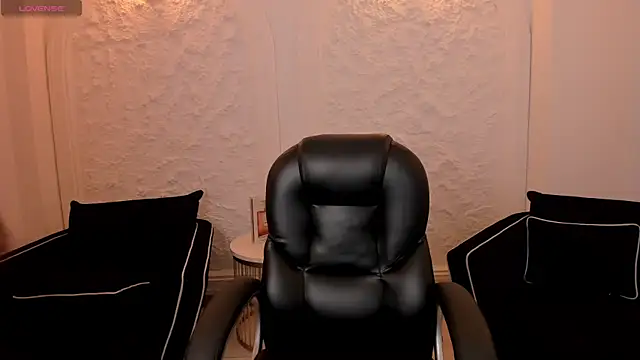 BeccaBaxter online show from 05-10-26, 12:10