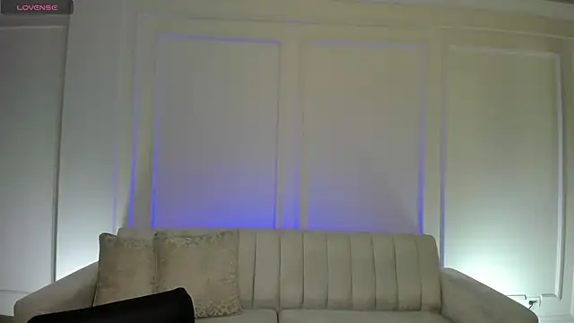 BeccaBaxter online show from 05-12-26, 12:13