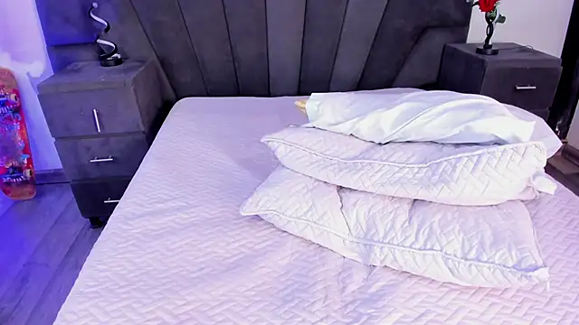 JhoanLeandro online show from 02-23-25, 07:11