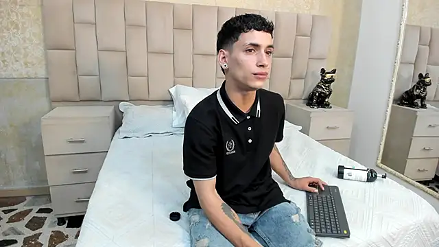 JhoanLeandro online show from 10-13-25, 10:10