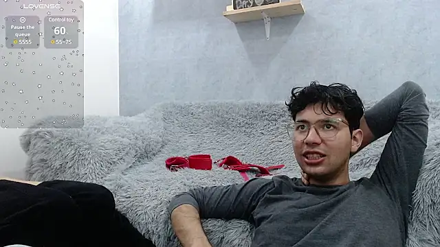 makizenin  online show from 02-18-25, 06:37