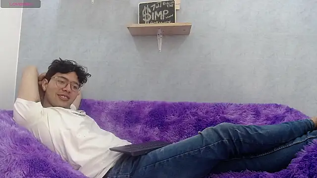 makizenin  online show from 03-15-25, 04:54