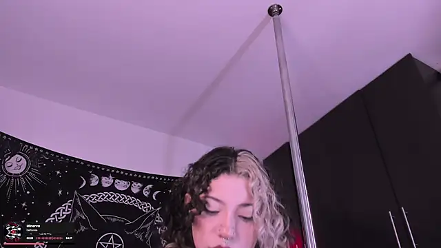 hazellwitch online show from 09-10-25, 05:02