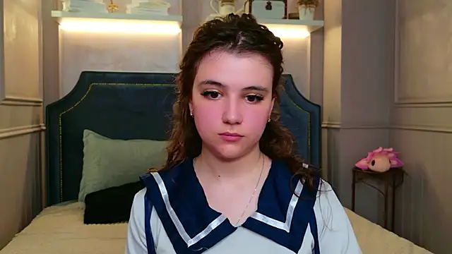 Pauline Heaven online show from 05-19-26, 05:36