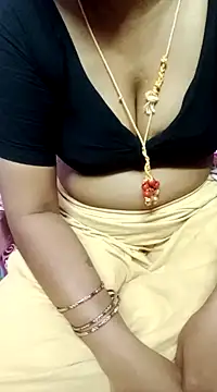 Snapshot of Tamil_Radha chatting on 01-31-25, 09:37 Tamil Radha online show from 01-31-25, 09:37