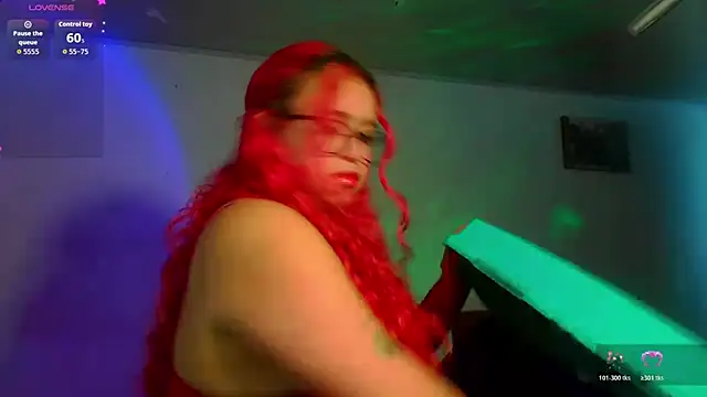 EstefyTabbo online show from 04-28-26, 05:07
