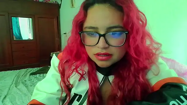 EstefyTabbo online show from 07-06-26, 08:11