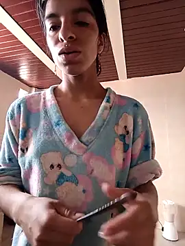 Ariell Kieran online show from 03-09-25, 04:33