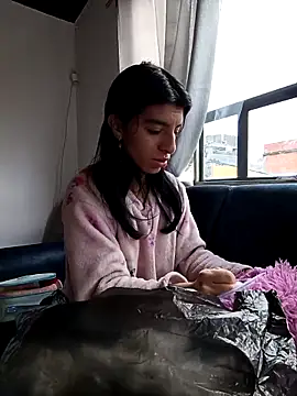 Ariell Kieran online show from 03-21-25, 07:46