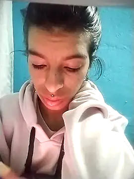 Ariell Kieran online show from 09-22-25, 07:32