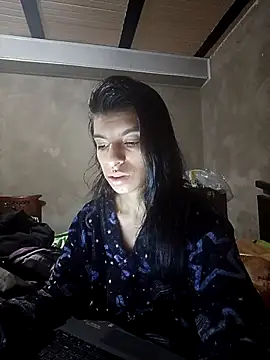 Ariell Kieran online show from 10-11-25, 05:50