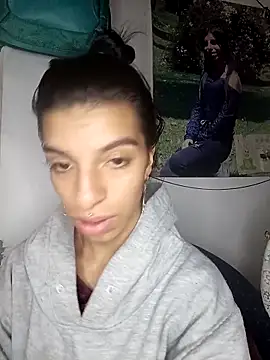 Ariell Kieran online show from 10-17-25, 04:04