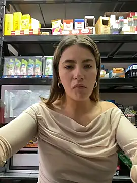 Andrea18 blonde online show from 03-19-26, 04:33