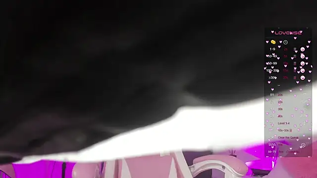 Snapshot of whiteatenea chatting on 02-13-25, 07:45 whiteatenea online show from 02-13-25, 07:45