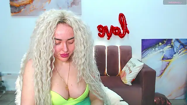 MissisCaty online show from 02-28-25, 01:47